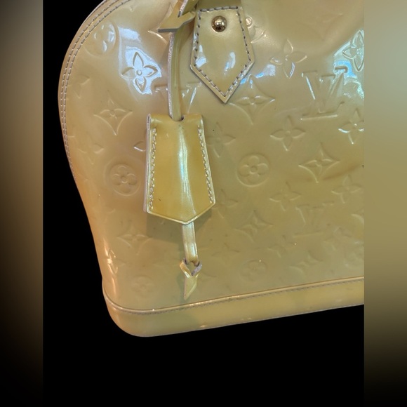 Louis Vuitton Vernis Alma PM – Citrine - Picture 6 of 16